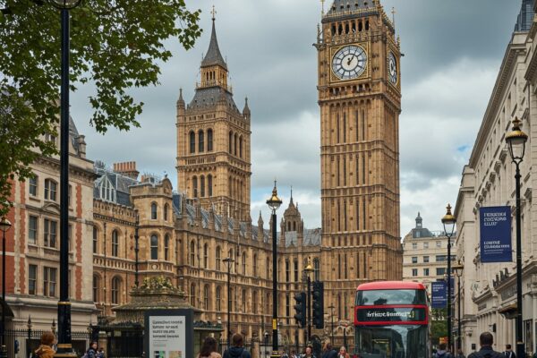 London's Future Unpacked: Greater London Museum Announces Major 'Social Fabric' Exhibition Addressing 2025 Challenges